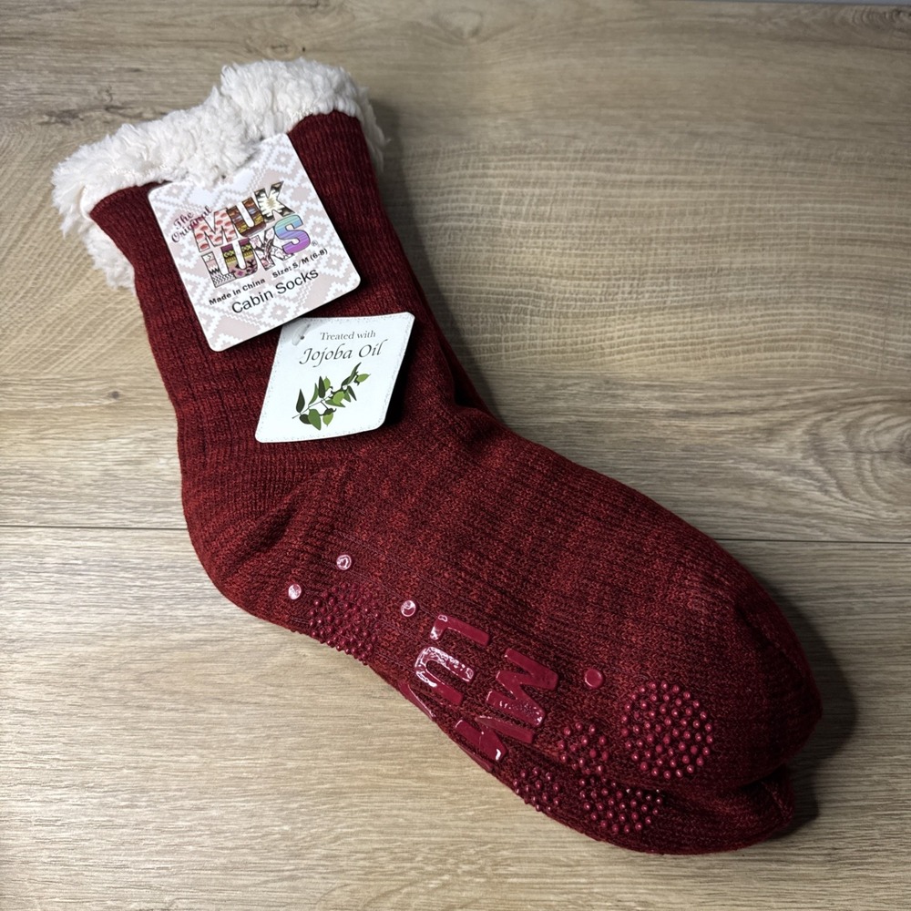 MUK LUKS Cabin Socks Red Grippy Sherpa Cozy Tall Slipper Gift‎ Giving Small 6-8